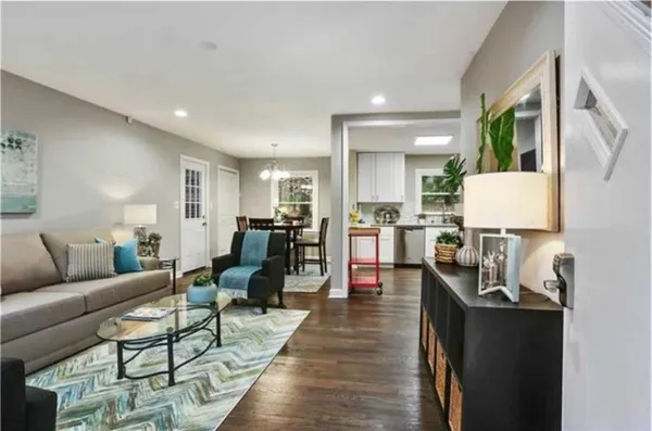 $1,895 | 2980 Pasadena Drive, Decatur, GA 30032