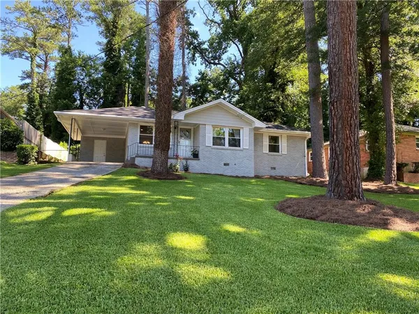 $1,895 | 2980 Pasadena Drive, Decatur, GA 30032