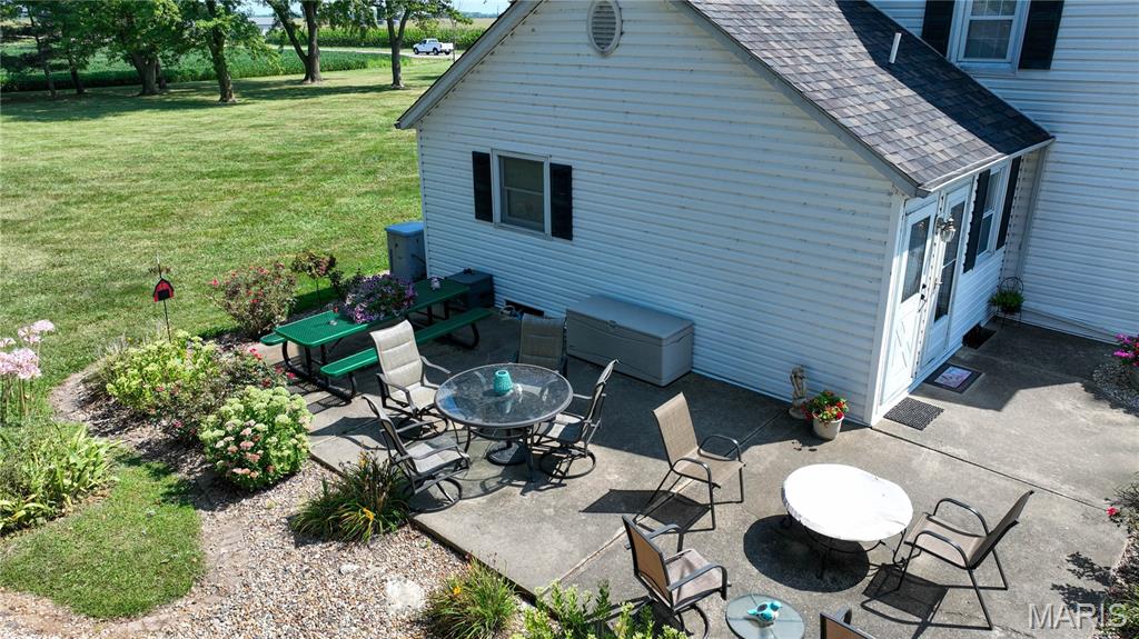 8221 State Rte 4 Staunton, IL 62088 - Photo 35 of 44