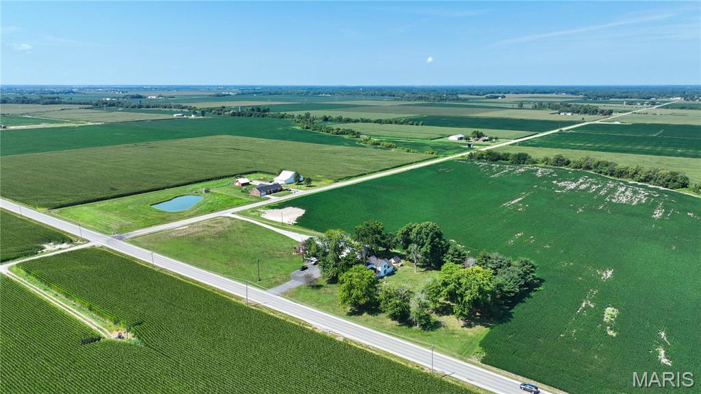 8221 State Rte 4 Staunton, IL 62088 - Photo 39 of 44