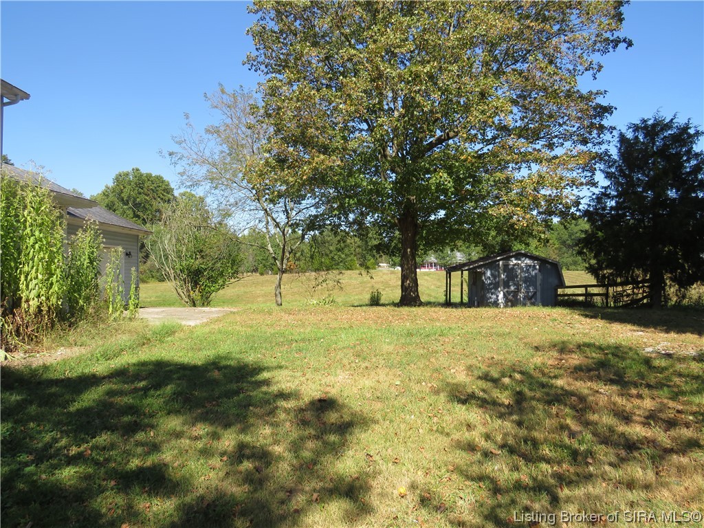 10447 South Rudolph Road Fredericksburg, IN 47120 - Photo 2 of 32