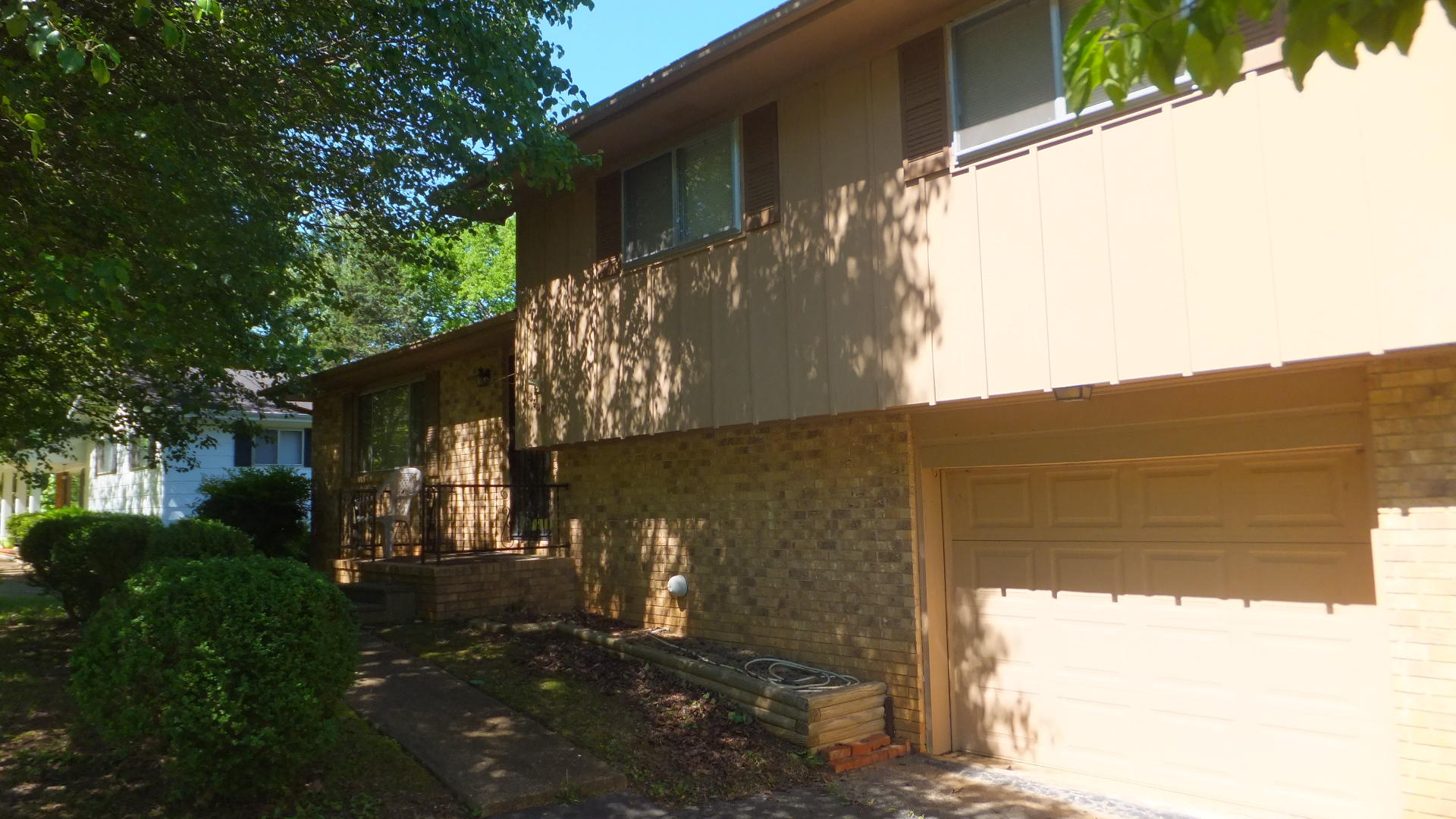 4637 McCahill Road Chattanooga, TN 37415 - Photo 4 of 33 McCahill 003