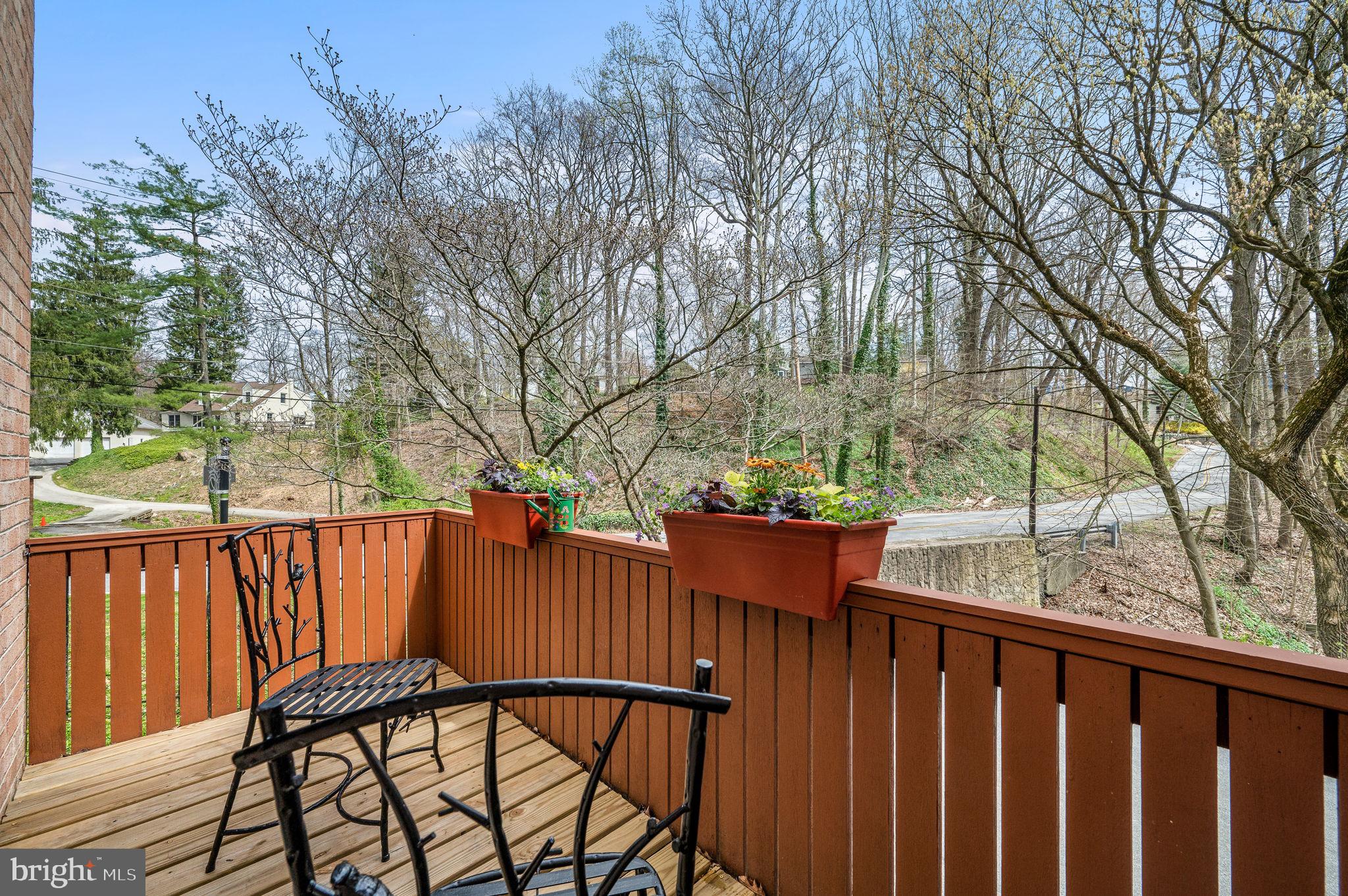 652 North Lemon Street Media, PA 19063 - Photo 5 of 48 Deck off Living Room