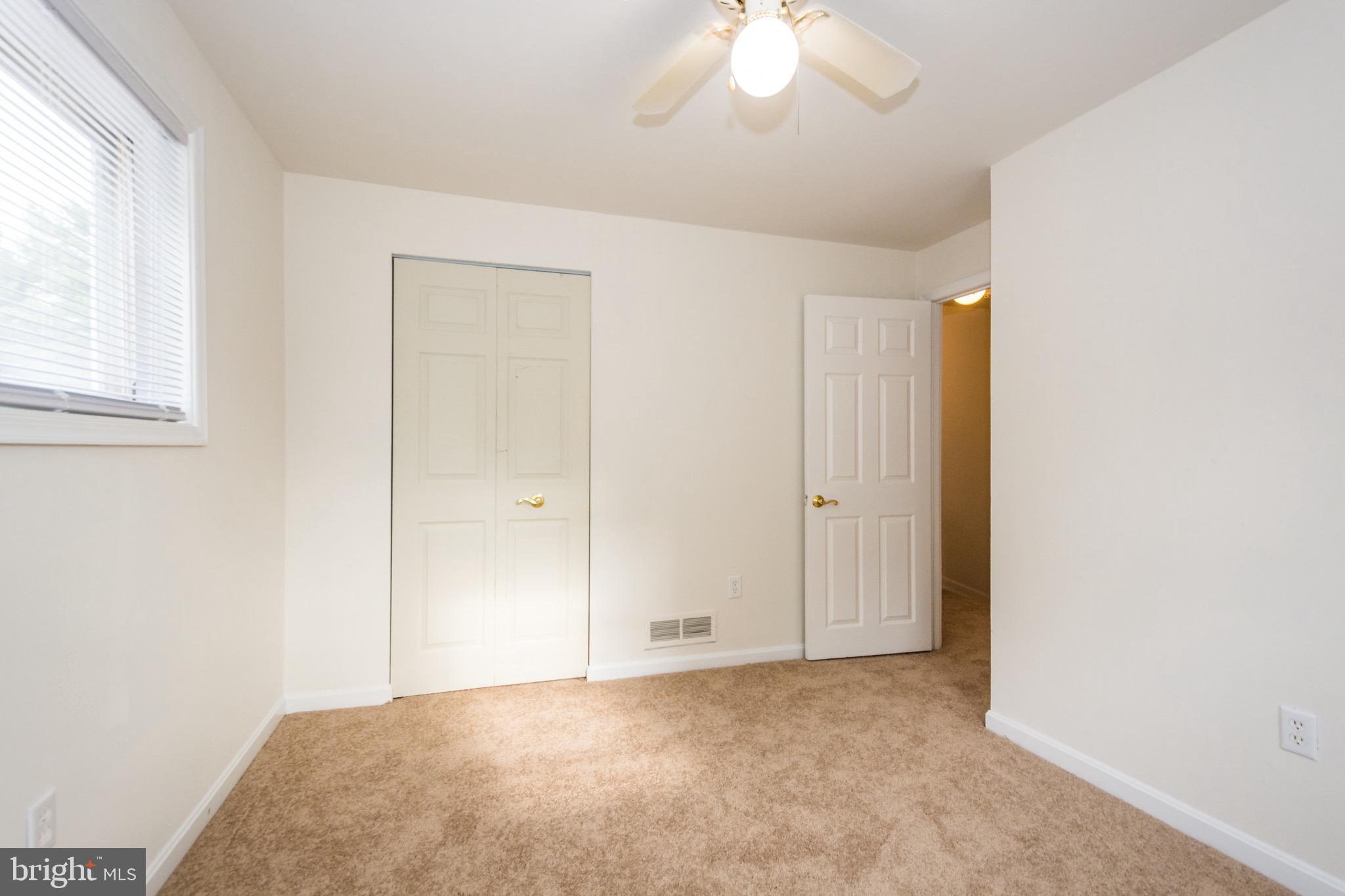 676 Queensgate Road Baltimore, MD 21229 - Photo 21 of 30