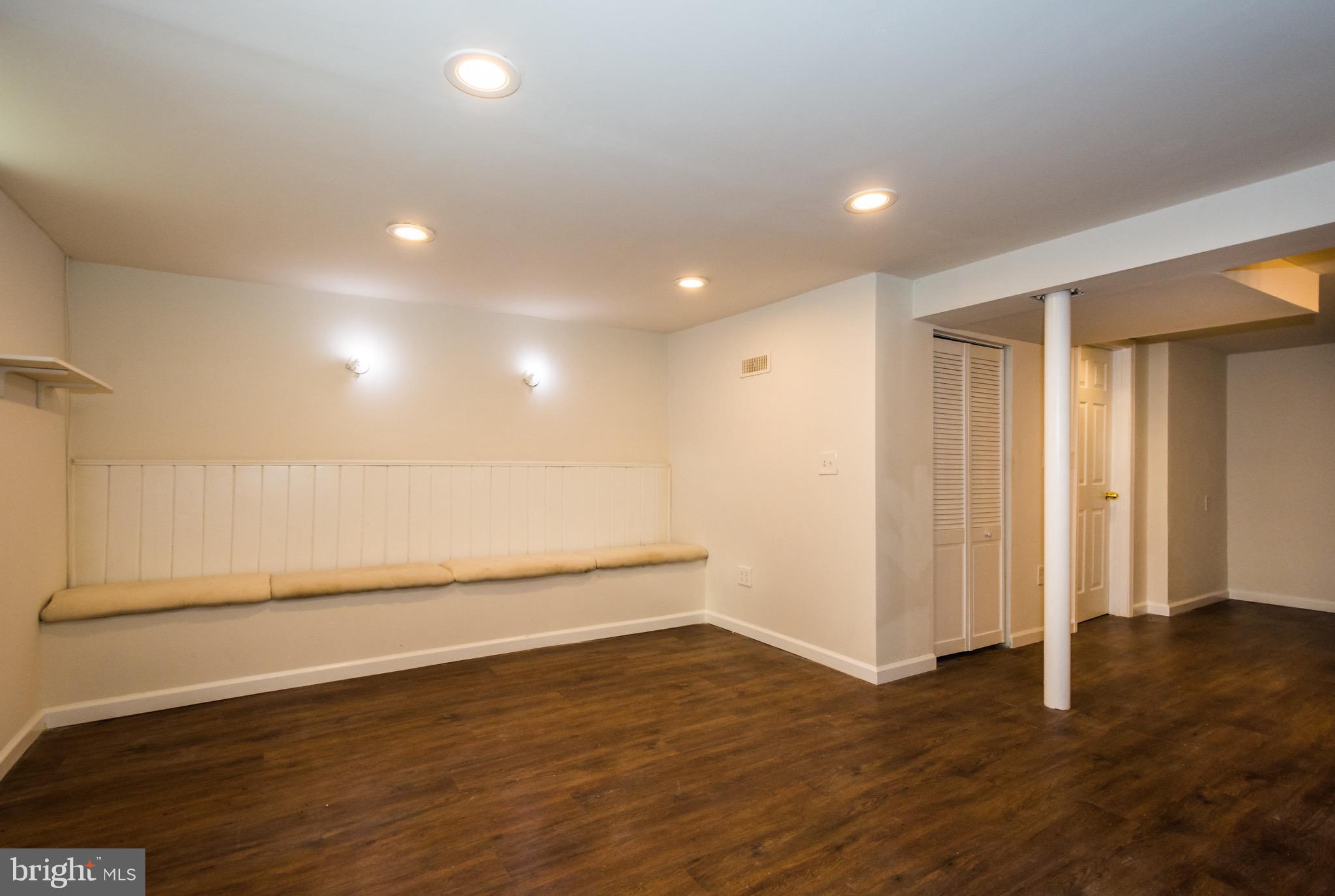 676 Queensgate Road Baltimore, MD 21229 - Photo 26 of 30