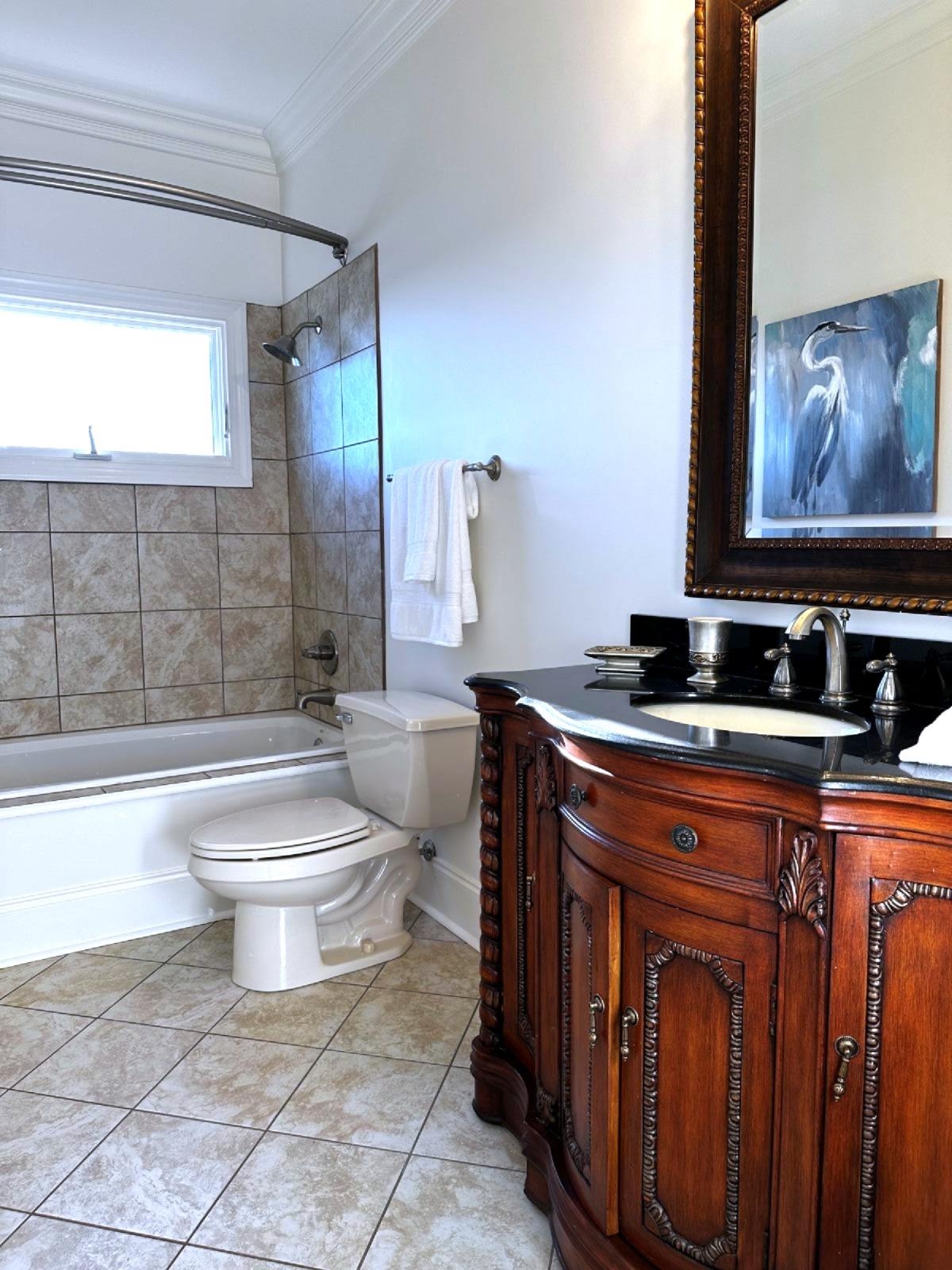 115 Westshore Ridge Savannah, TN 38372 - Photo 16 of 21 a bathroom with a toilet a sink and bathtub