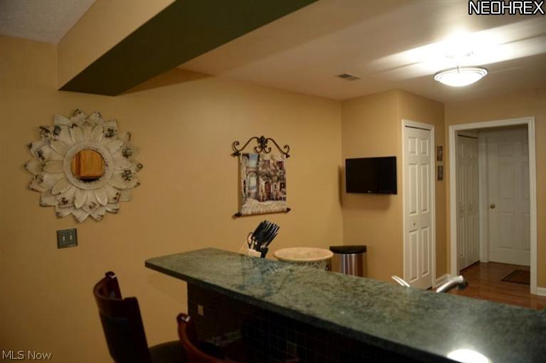 538 Houghton Road Northfield, OH 44067 - Photo 8 of 19