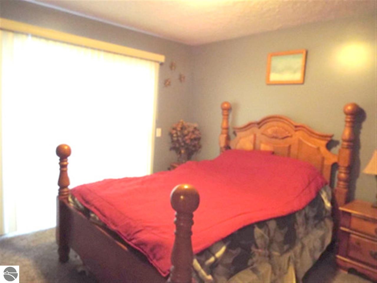 1556 South Weldon Road Beulah, MI 49617 - Photo 11 of 27 1780265-10.JPG
