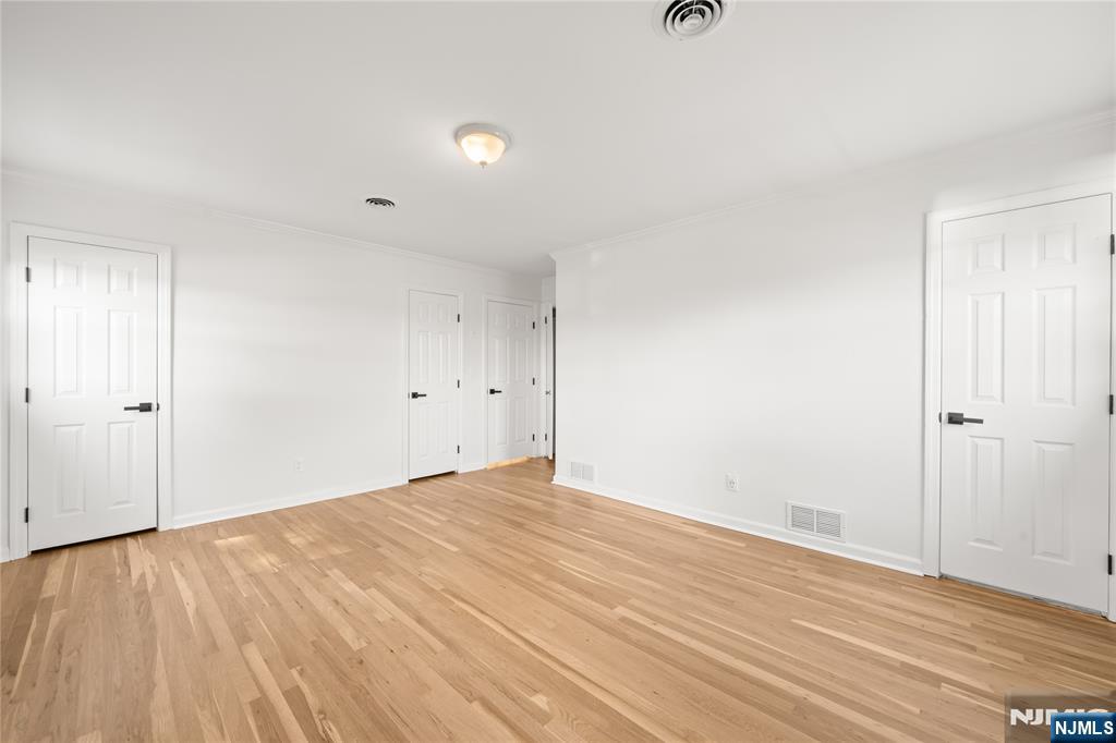 181 Haddenfield Road Clifton, NJ 07013 - Photo 14 of 34