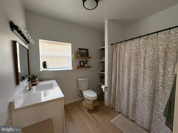 $299,900 | 10 School Lane, Reading, PA 19606