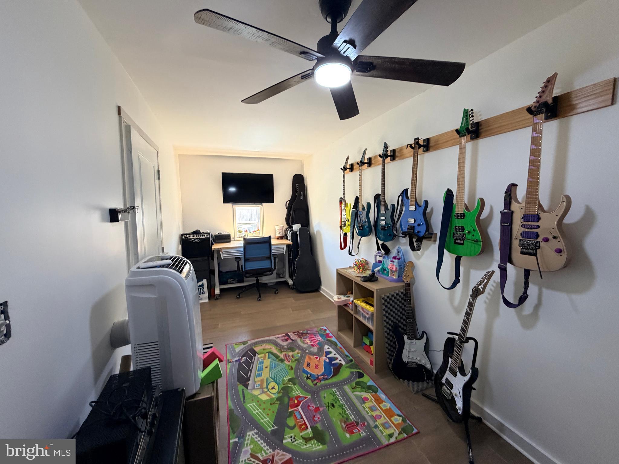 10 School Lane Reading, PA 19606 - Photo 34 of 40