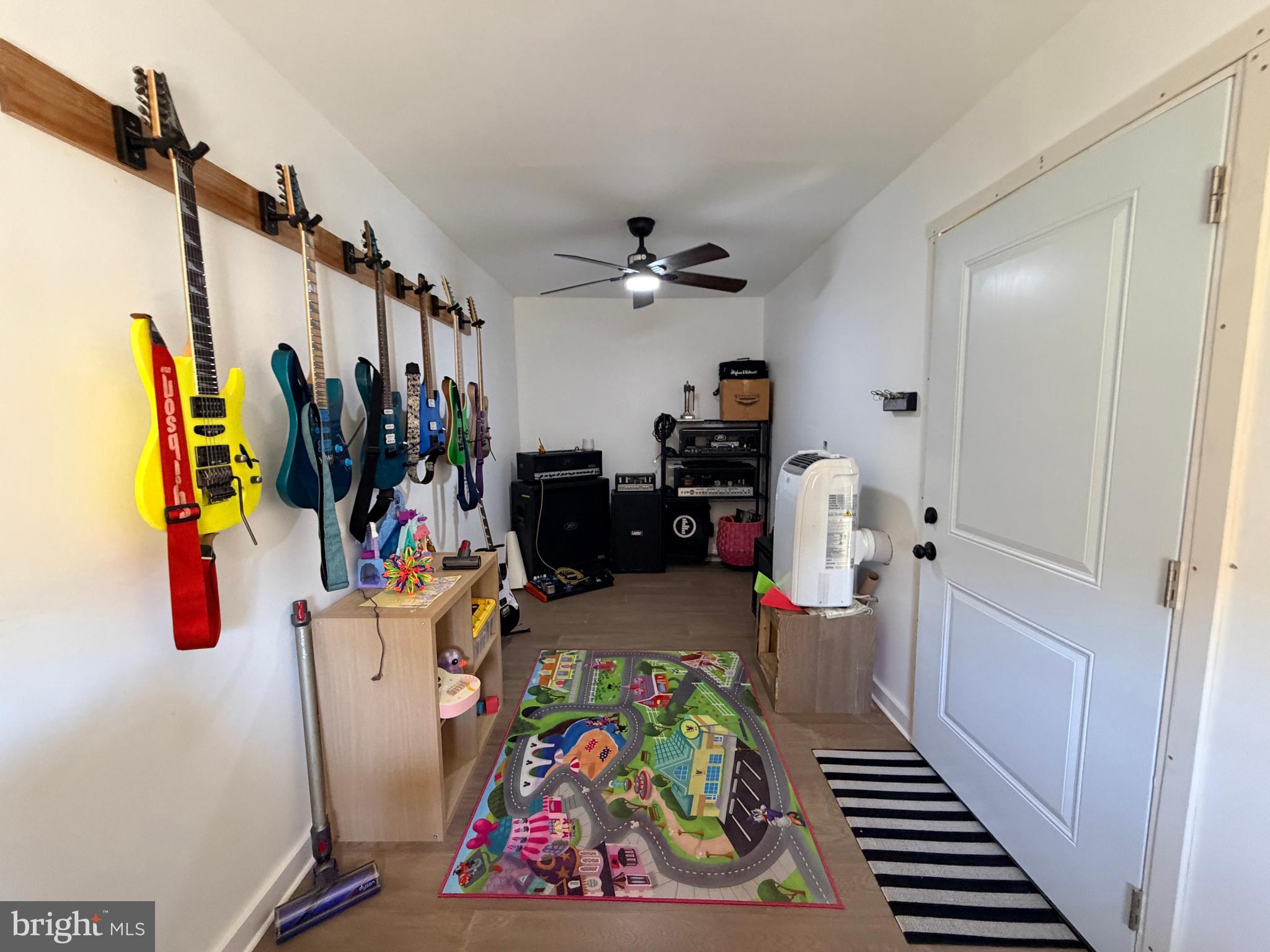 10 School Lane Reading, PA 19606 - Photo 35 of 40