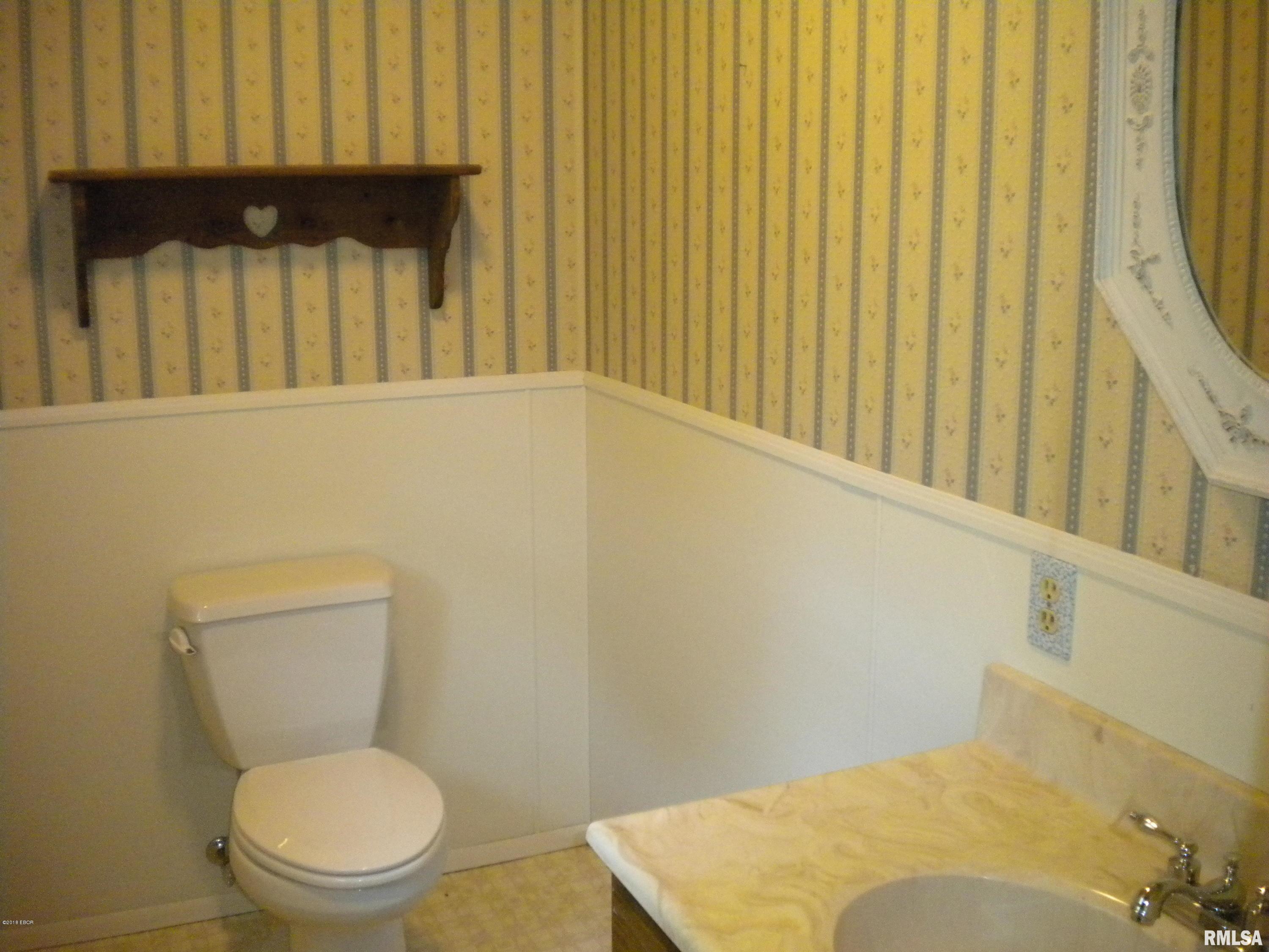 1210 State Rte 142 Eldorado, IL 62930 - Photo 17 of 22 Gallery Image 17