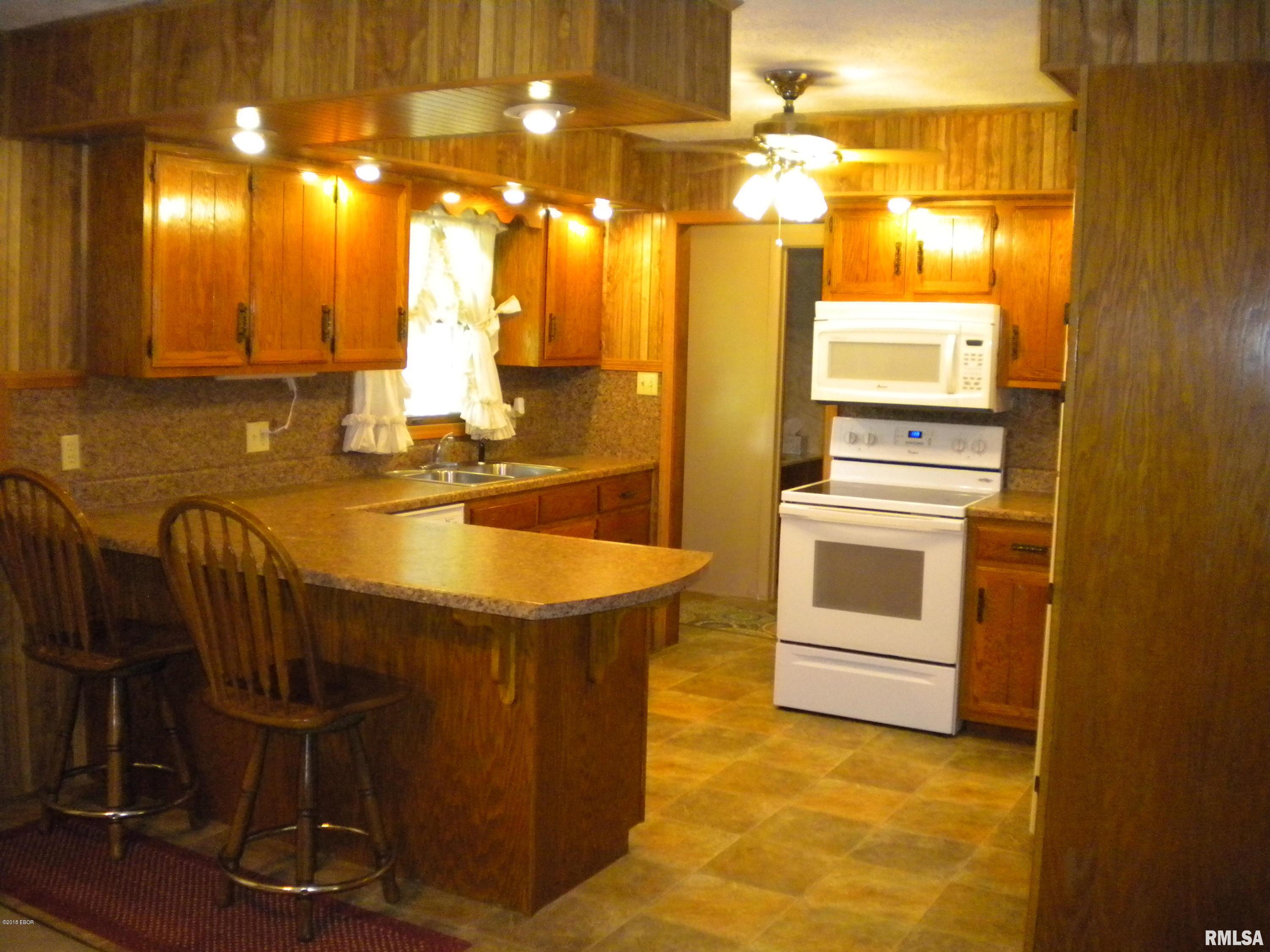 1210 State Rte 142 Eldorado, IL 62930 - Photo 6 of 22 Gallery Image 6