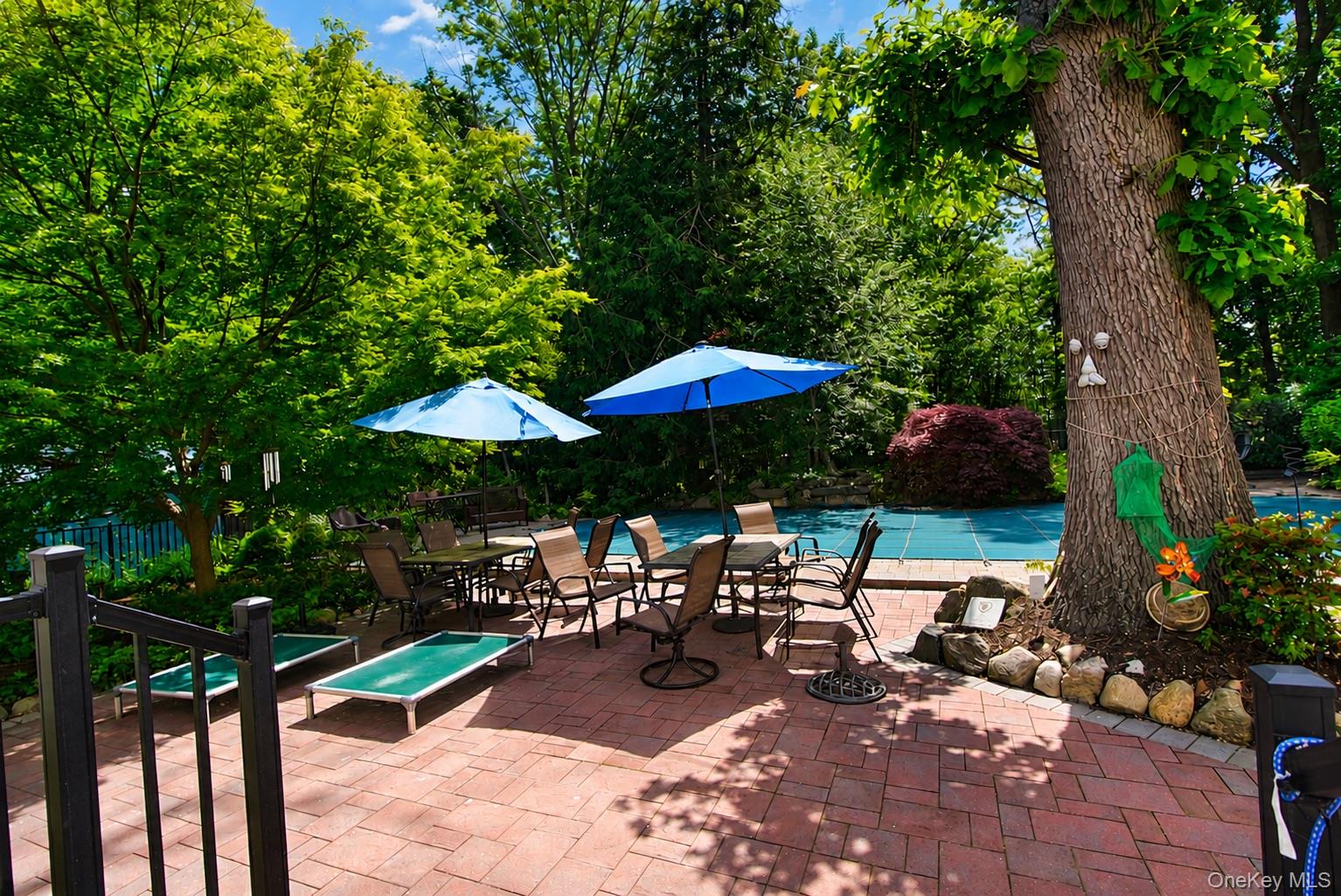 77 Shore Road Mount Sinai, NY 11766 - Photo 30 of 33