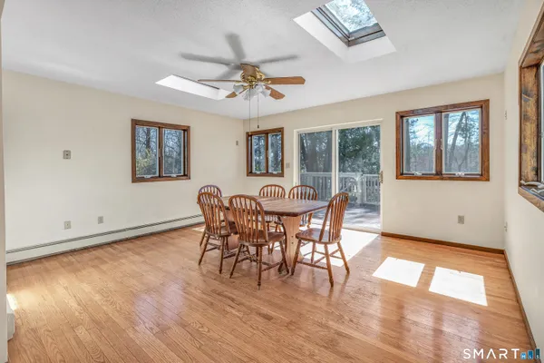 $580,000 | 107 Broadway, Trumbull, CT 06611