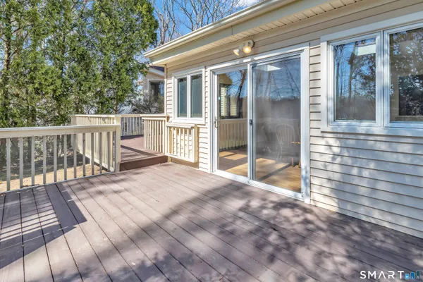 $580,000 | 107 Broadway, Trumbull, CT 06611
