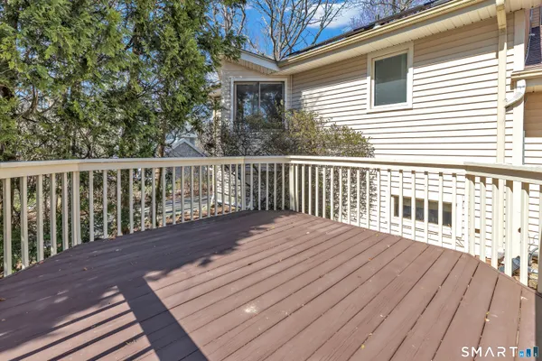 $580,000 | 107 Broadway, Trumbull, CT 06611