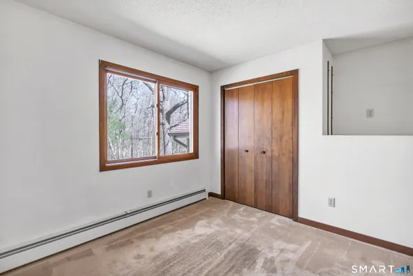 $580,000 | 107 Broadway, Trumbull, CT 06611