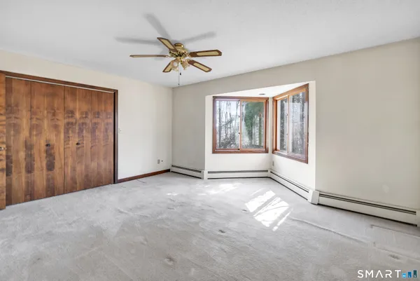 $580,000 | 107 Broadway, Trumbull, CT 06611