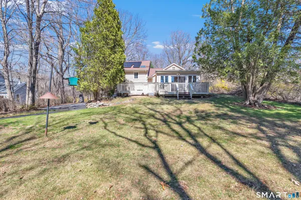 $580,000 | 107 Broadway, Trumbull, CT 06611