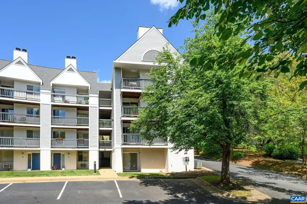 $216,000 | 1243 Cedars Court, Unit A7, Charlottesville, VA 22903