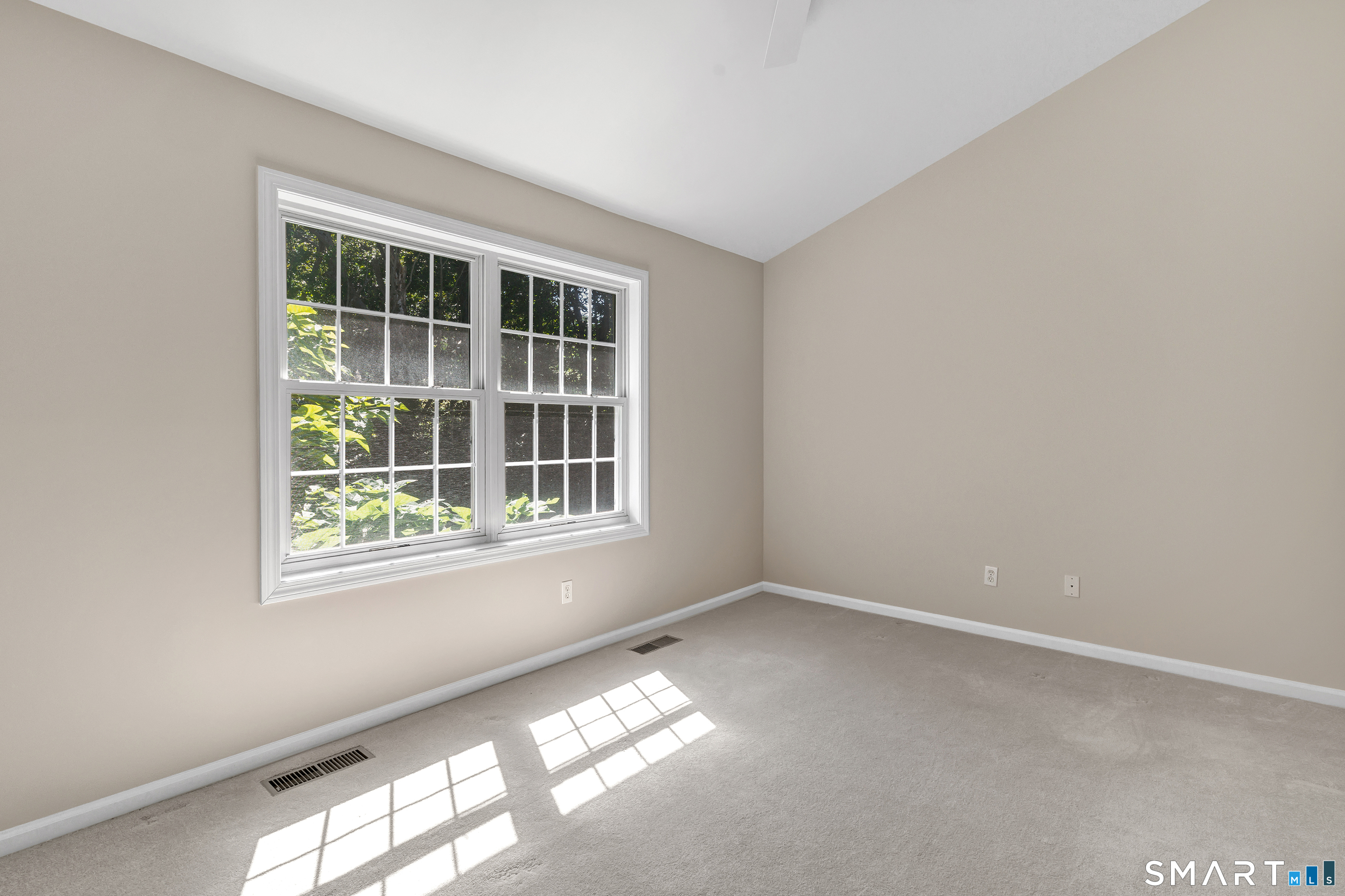 39 Coram Road, Unit 15 Shelton, CT 06484 - Photo 14 of 26 Gallery Image 14