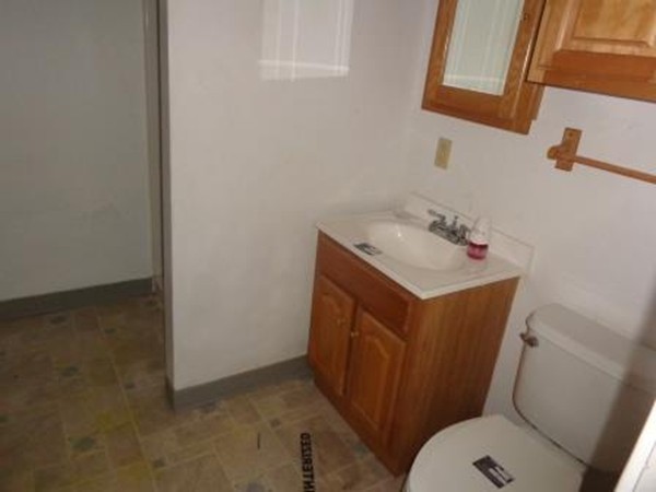 60 Powell Avenue Springfield, MA 01118 - Photo 13 of 16 Gallery Image 13