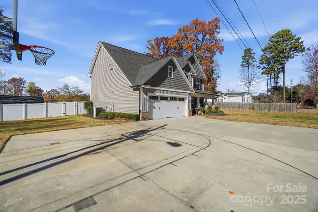 $525,000 | 1436 Trotters Ridge Road, Kannapolis, NC 28081