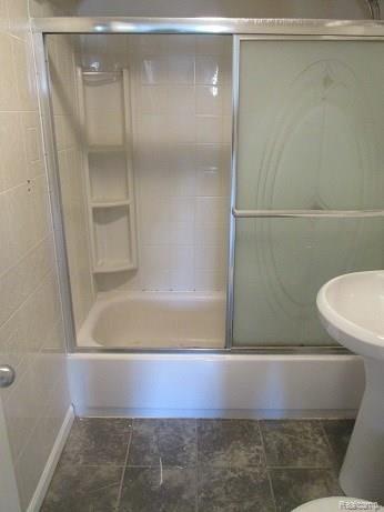 2270 Lindell Road Sterling Heights, MI 48310 - Photo 17 of 35