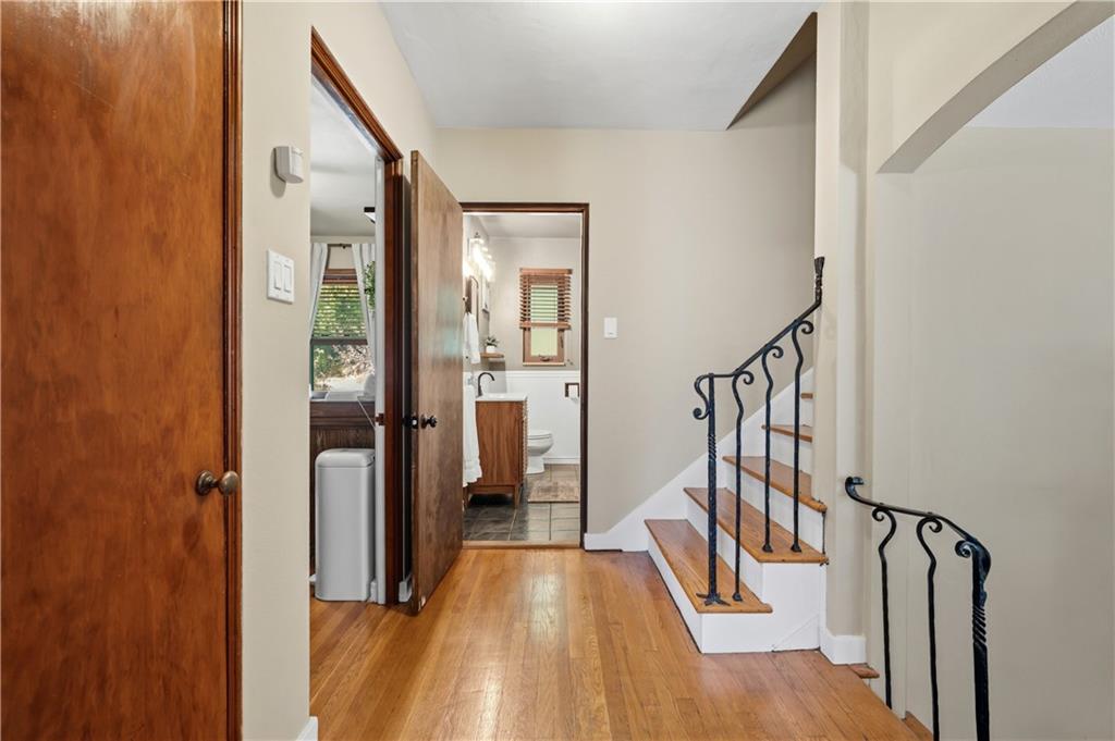 115 Elmore Road Pittsburgh, PA 15221 - Photo 20 of 35