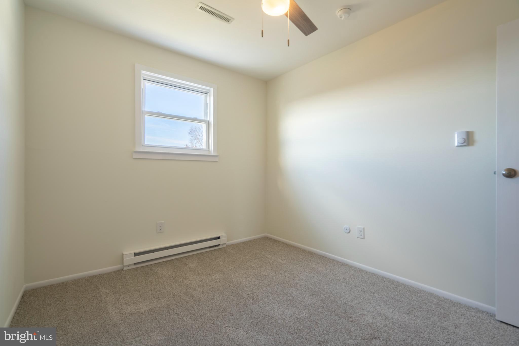 431 Seminary Street Pennsburg, PA 18073 - Photo 16 of 32