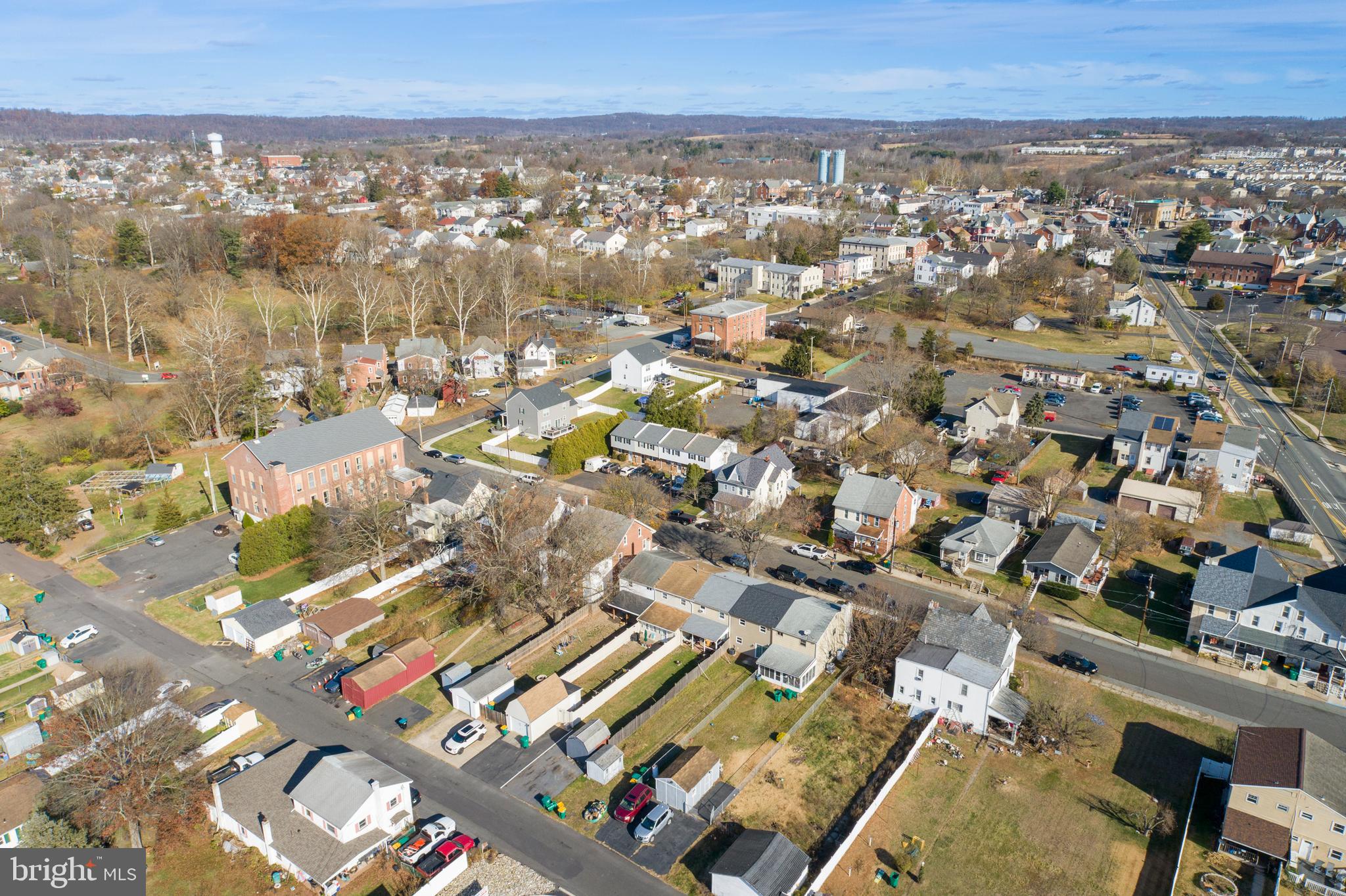 431 Seminary Street Pennsburg, PA 18073 - Photo 31 of 32