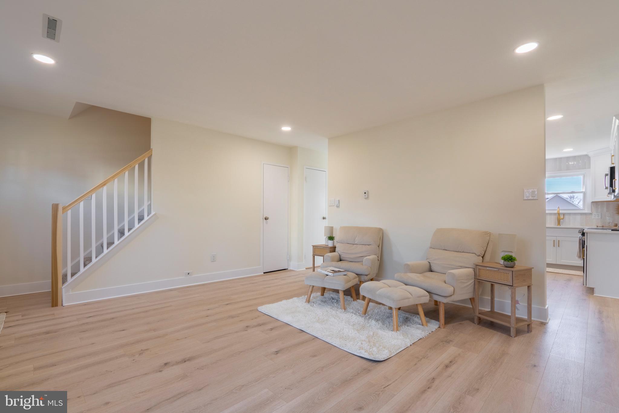 431 Seminary Street Pennsburg, PA 18073 - Photo 5 of 32