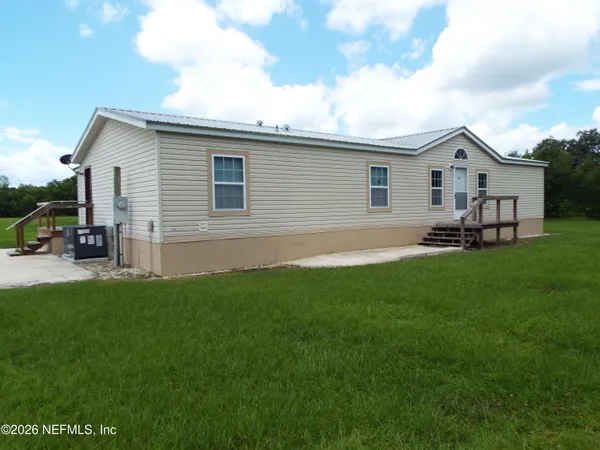 $279,000 | 305 Palmetto Bluff Road, Palatka, FL 32177