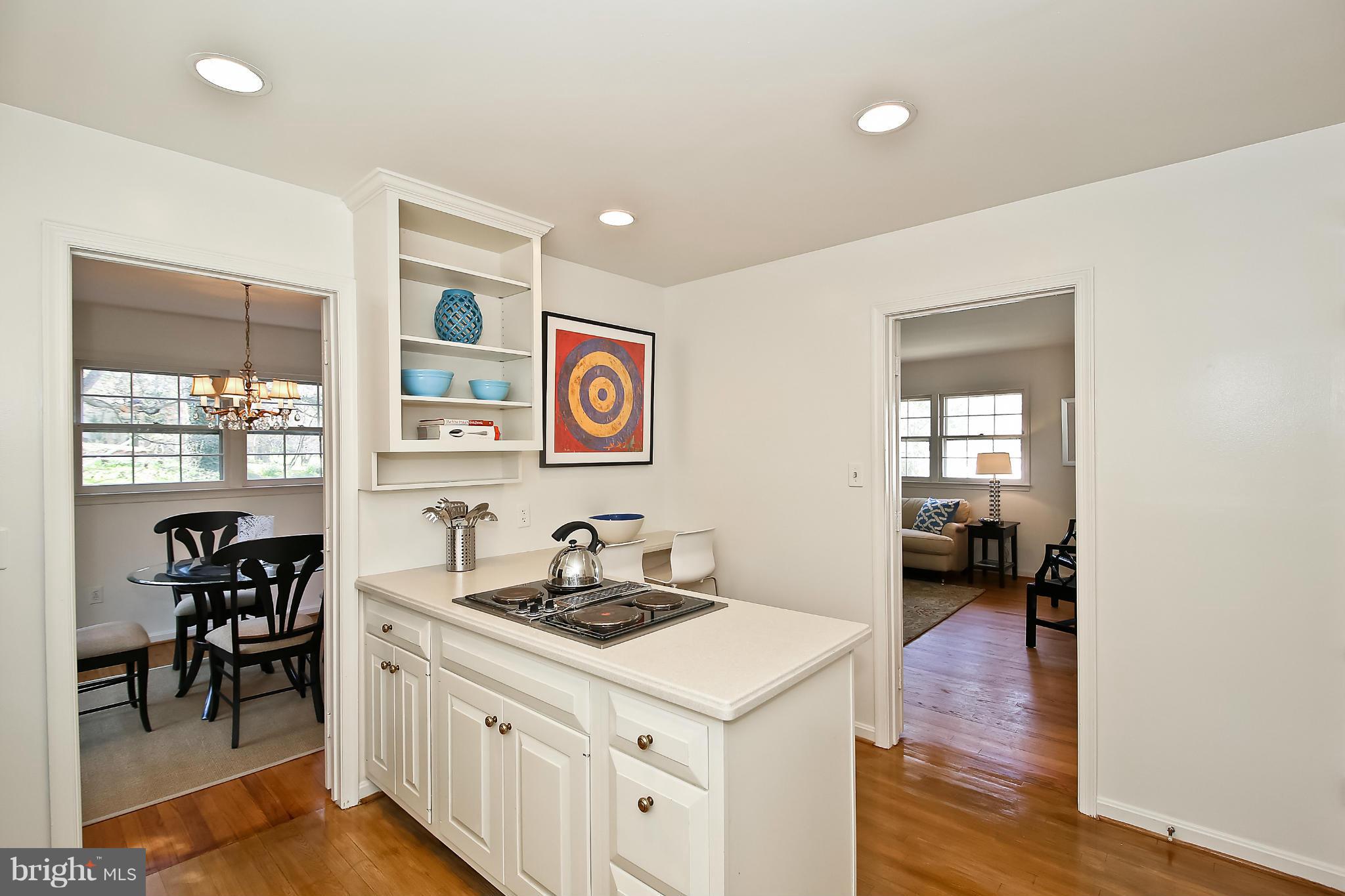 6318 Old Chesterbrook Road McLean, VA 22101 - Photo 12 of 30 Kitchen