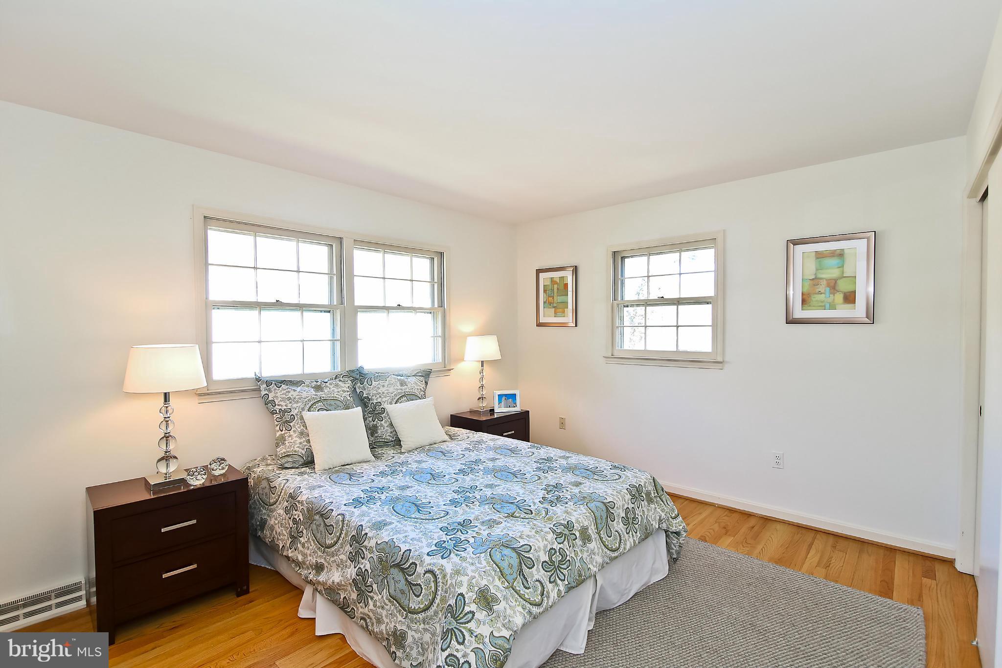 6318 Old Chesterbrook Road McLean, VA 22101 - Photo 5 of 30 Bedroom