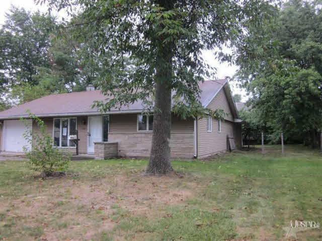 1017 Tulip Tree Road Fort Wayne, IN 46825 - Photo 2 of 9 Gallery Image 2