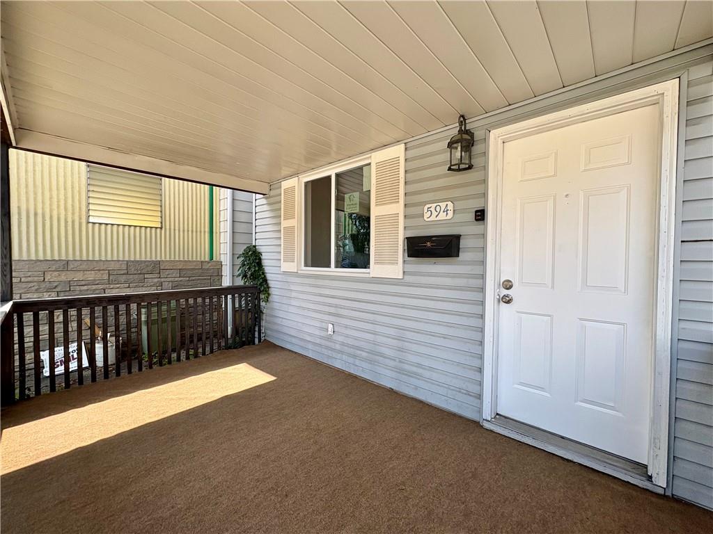 594 East Madison Street Rochester, PA 15074 - Photo 2 of 16