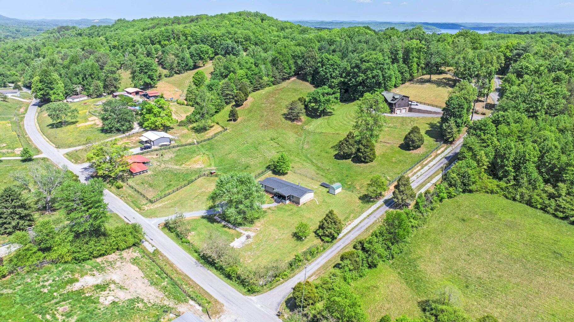 1355 Ideal Valley Road Spring City, TN 37381 - Photo 41 of 45 41