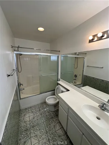 $3,150 | 8505 Robinia Street, Fontana, CA 92335