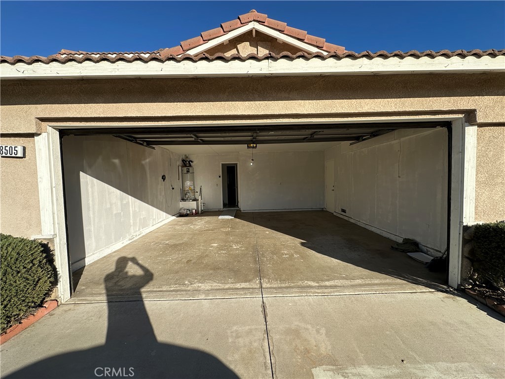 8505 Robinia Street Fontana, CA 92335 - Photo 4 of 30