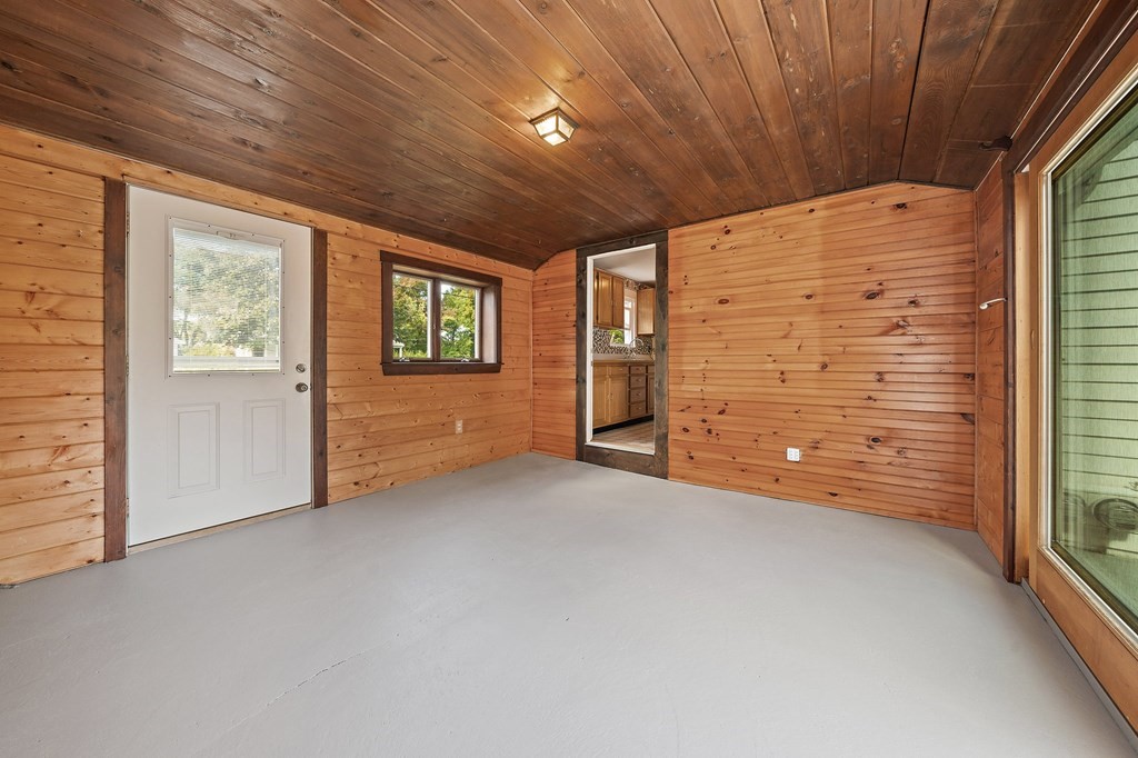 18 Walnut Avenue Scituate, MA 02066 - Photo 18 of 24