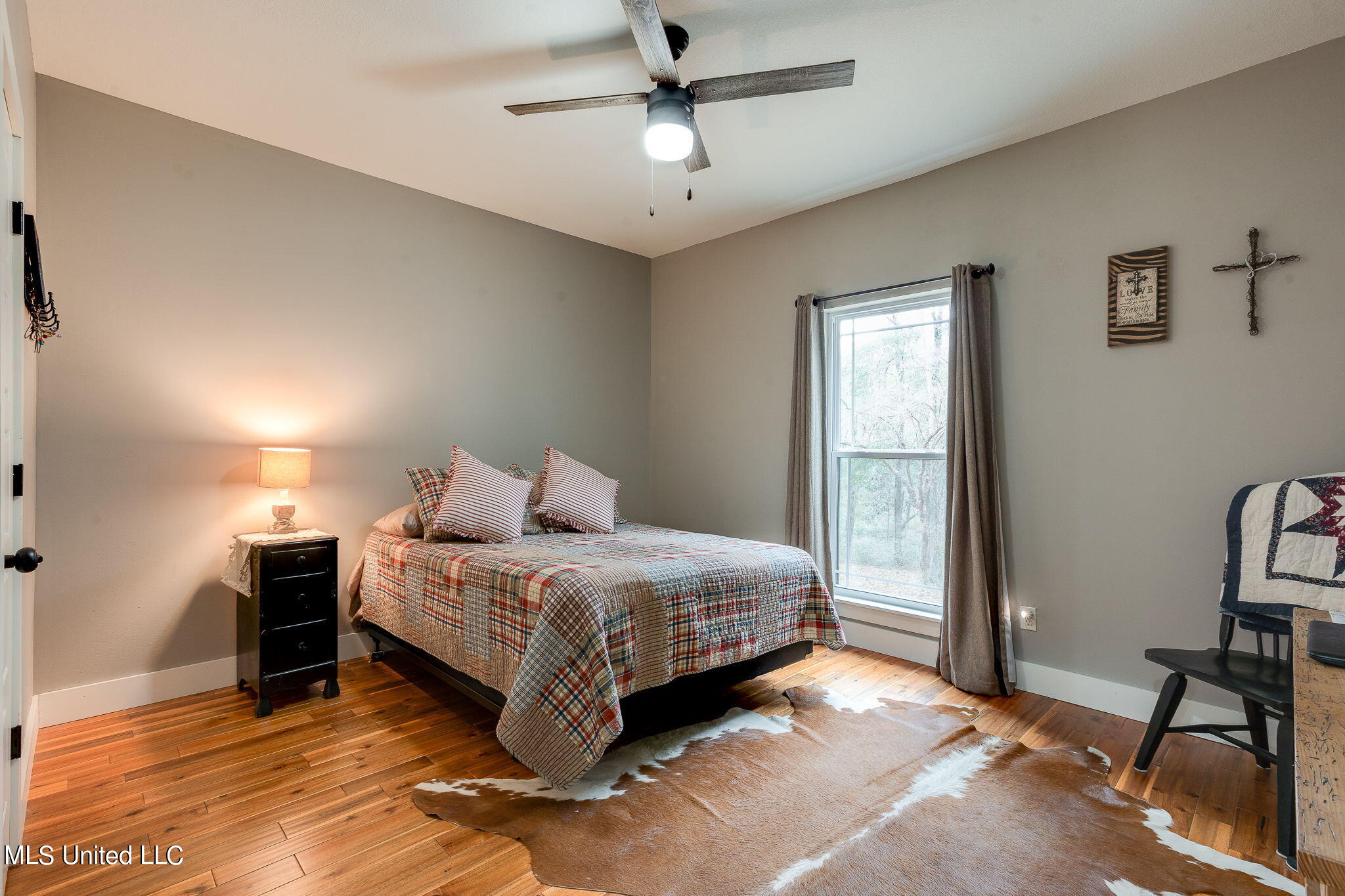 807 Mable Street Lucedale, MS 39452 - Photo 23 of 35 2 (18 of 20) Bedroom 3