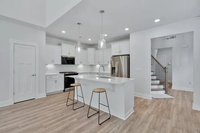 $2,695 | 323 Grange Vly Lane, Central, SC 29630