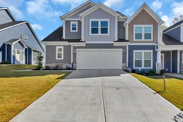 $2,695 | 323 Grange Vly Lane, Central, SC 29630