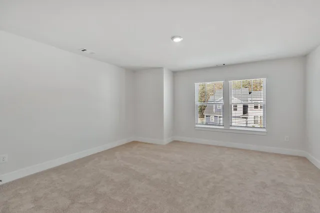 $2,695 | 323 Grange Vly Lane, Central, SC 29630