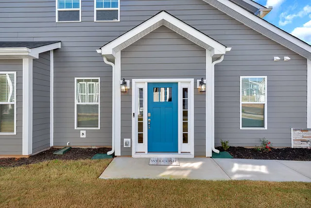 $2,695 | 323 Grange Vly Lane, Central, SC 29630