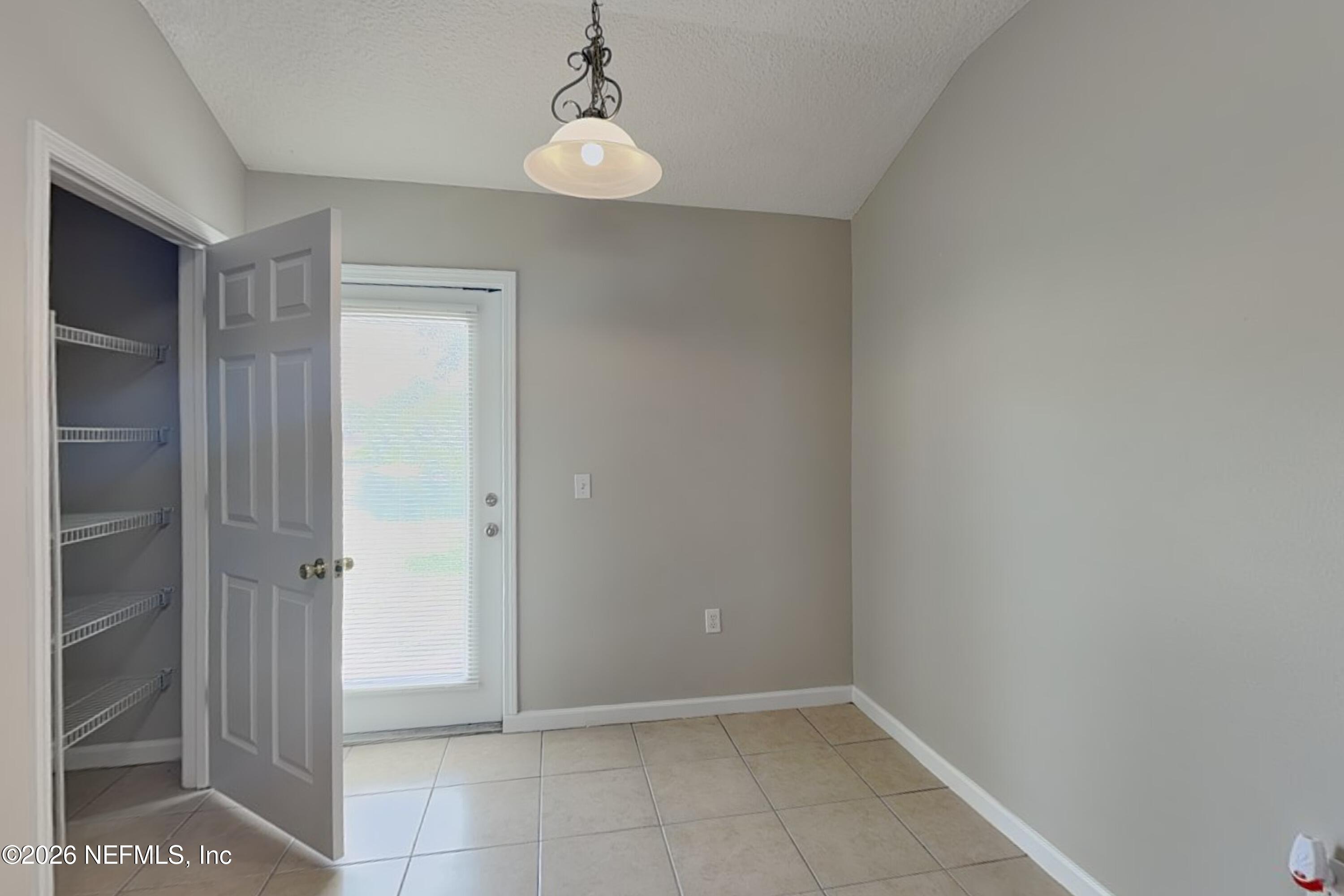 9183 Raptor Drive Jacksonville, FL 32221 - Photo 5 of 18 4_Image_DR5XReVV1T