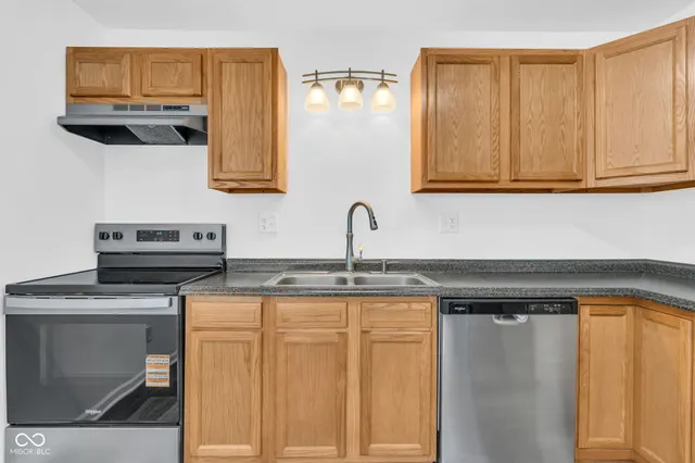 $1,800 | 420 Douglas Drive, Brownsburg, IN 46112